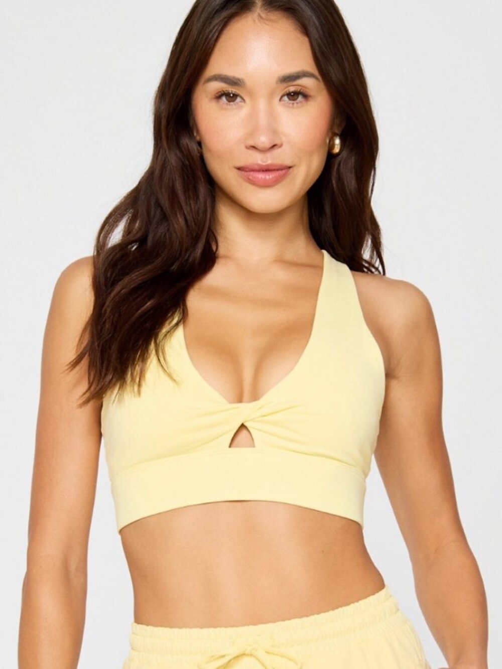 Fabletics Sports Bra, Oasis Twist Medium Impact, Butter (Yellow), Size L
